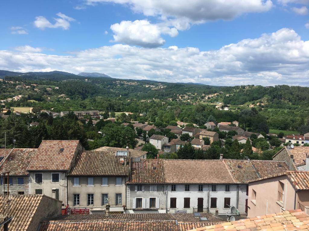 Ferienwohnung Logement De Charme A Joyeuse Exterior foto